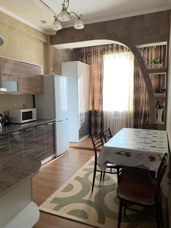 Bishkek, Promenade Apartment Exterior photo